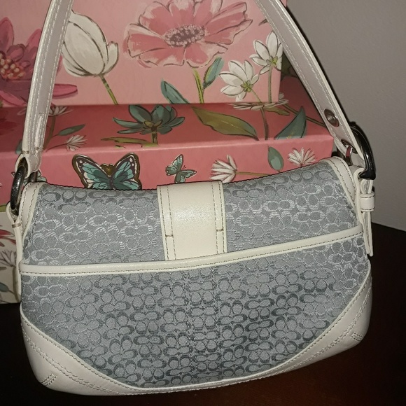 Coach satchel - Picture 2 of 3